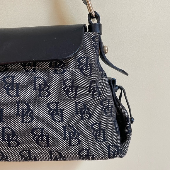 Dooney & Bourke Medium Flap Tassel Shoulder Handbag - Picture 4 of 13